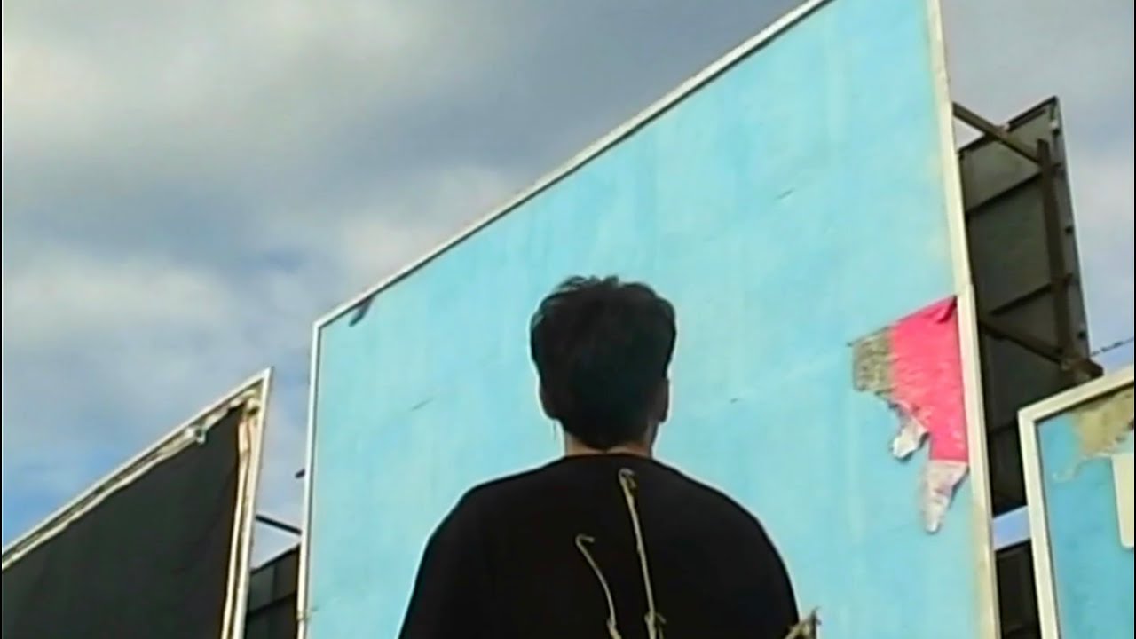 Helio - Tiene que salirme bien (Lyric Video)