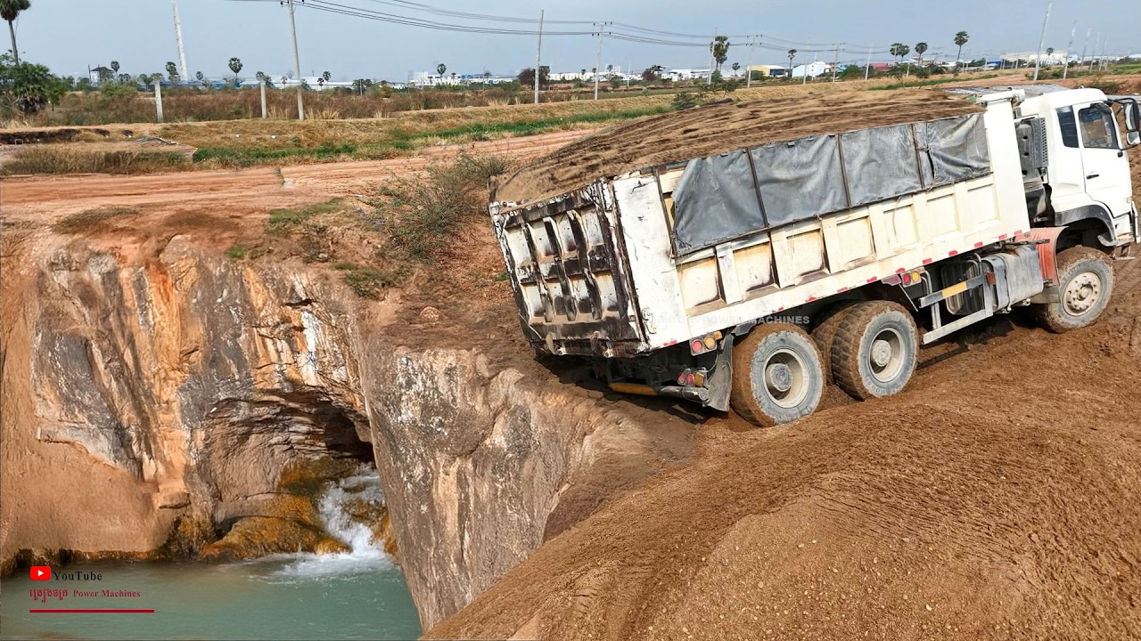 Wow Look! Unexpected​ Starting New Sandfill & Sink Land Dongfeng 10Wheel Trucks And Recovery - Dozer