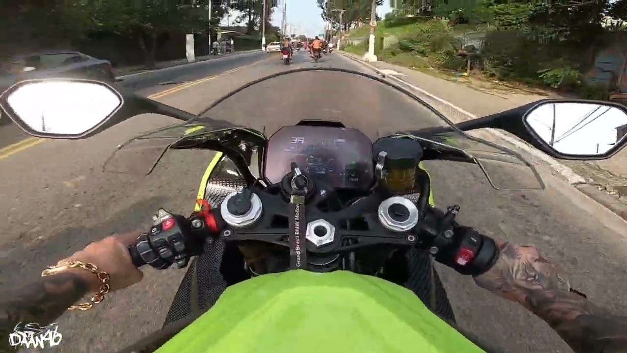 PIÃO NO MORRO DE S1000RR MUITO CORTE DE GIRO