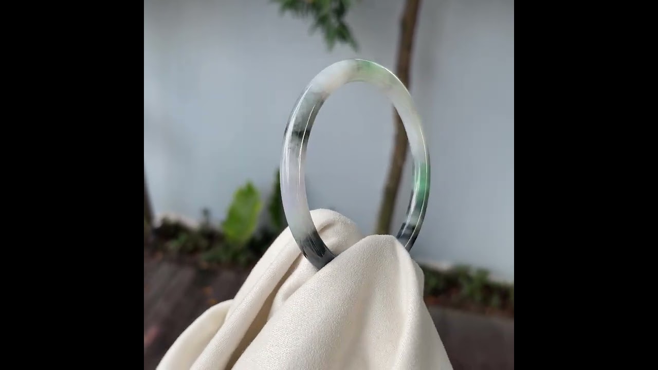Black With Green Jade Bangle | 55mm (NJBA159)