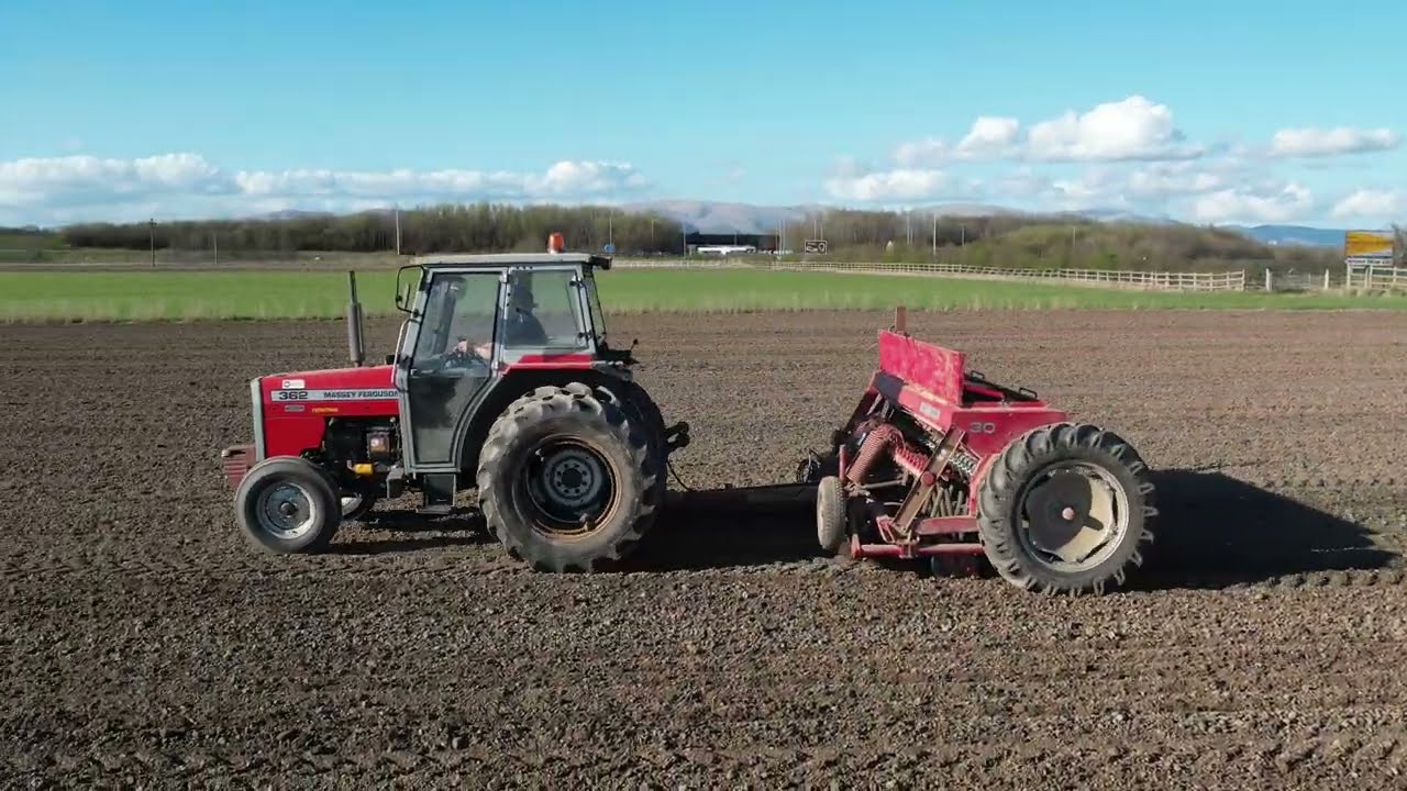 MF 362 sowing spring barley with MF 30 seeder, PLUS BONUS DRONE CRASH