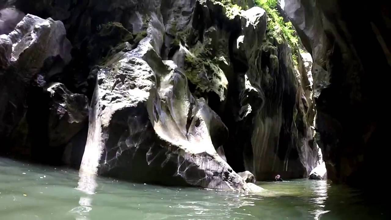 Barranco de las Buitreras (Gaucín, MALAGA) (HD) Junio 2016