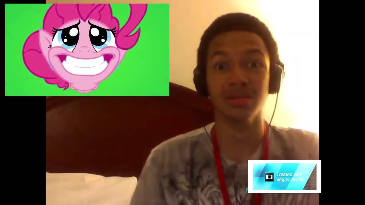 Blind Reaction to: 'Smile HD' (Pinkie is Best Murderer!)