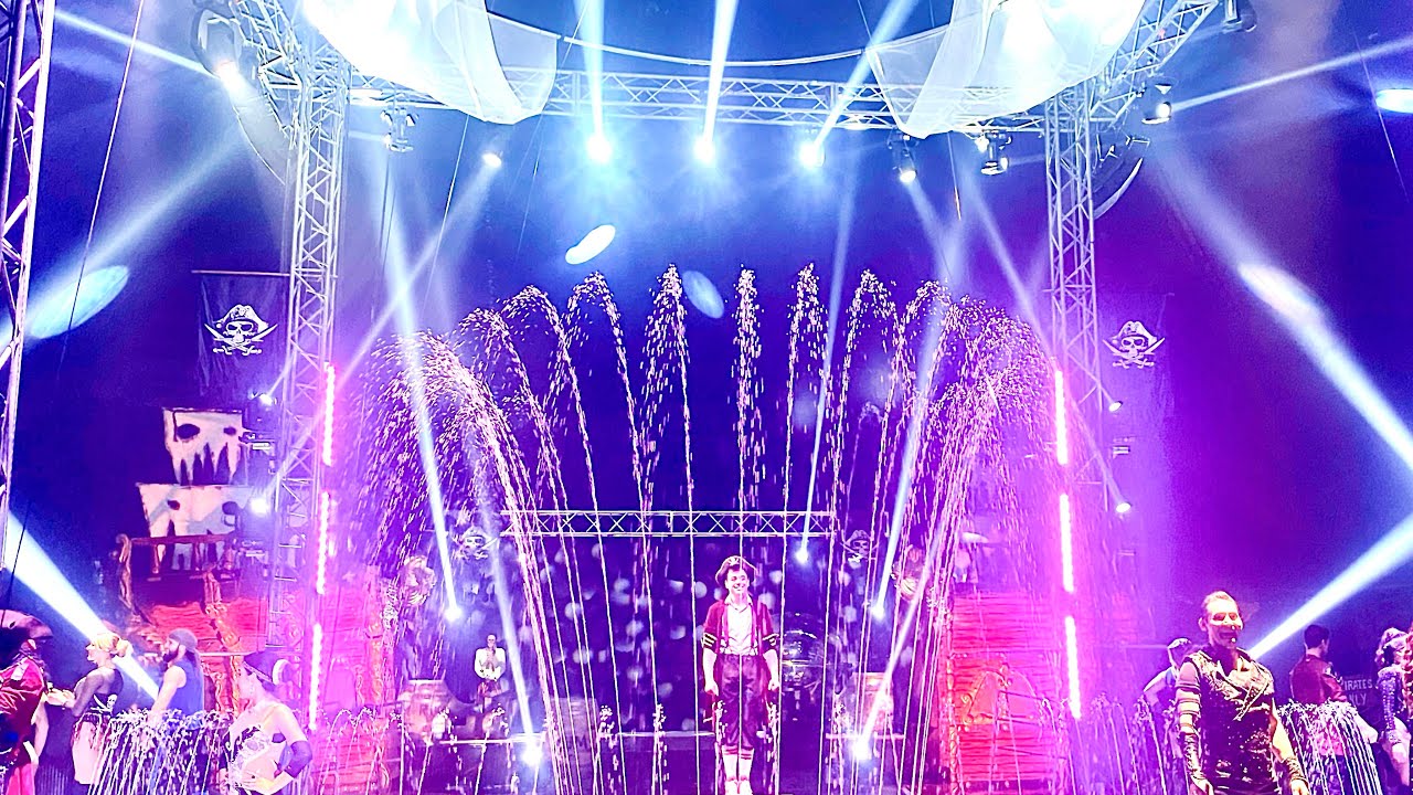 Cirque Italia Water Circus