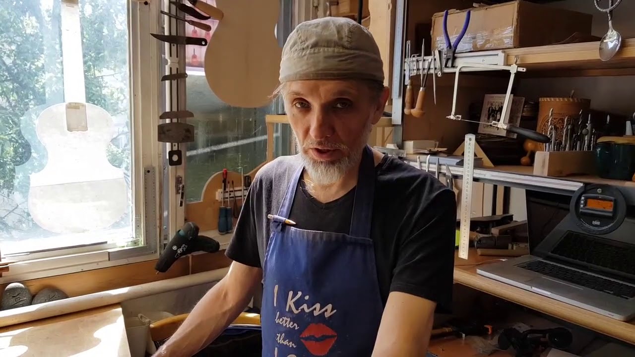 В гостях у гитарного мастера