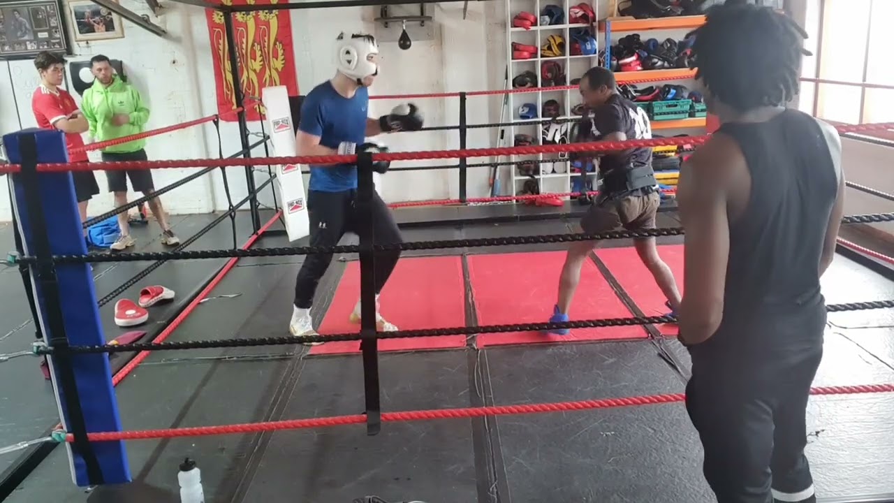 Boxing Sparing @Rebels gym Nottingham