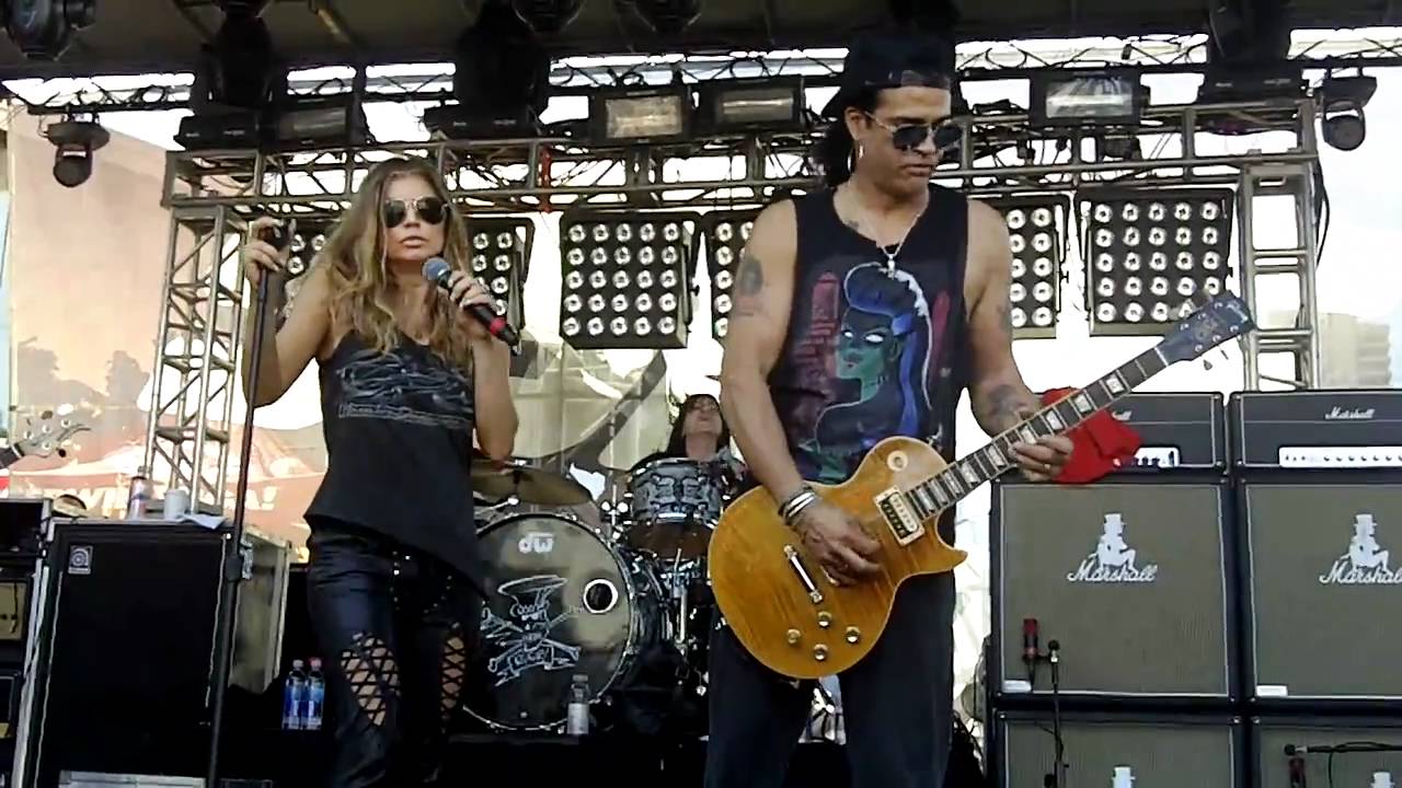 Slash w Fergie - Barracuda - Sound Check - HD