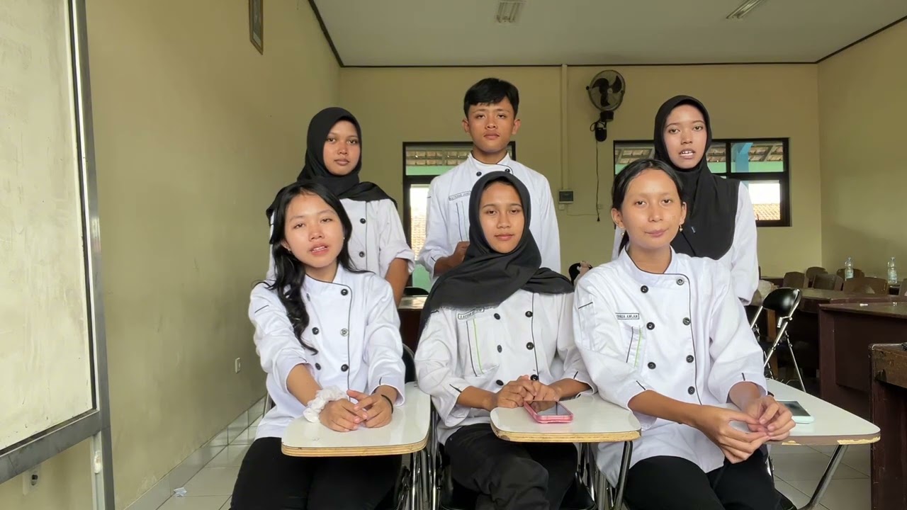 TUGAS MUSIKALISASI PUISI BAHASA INDONESIA, XI kuliner 1