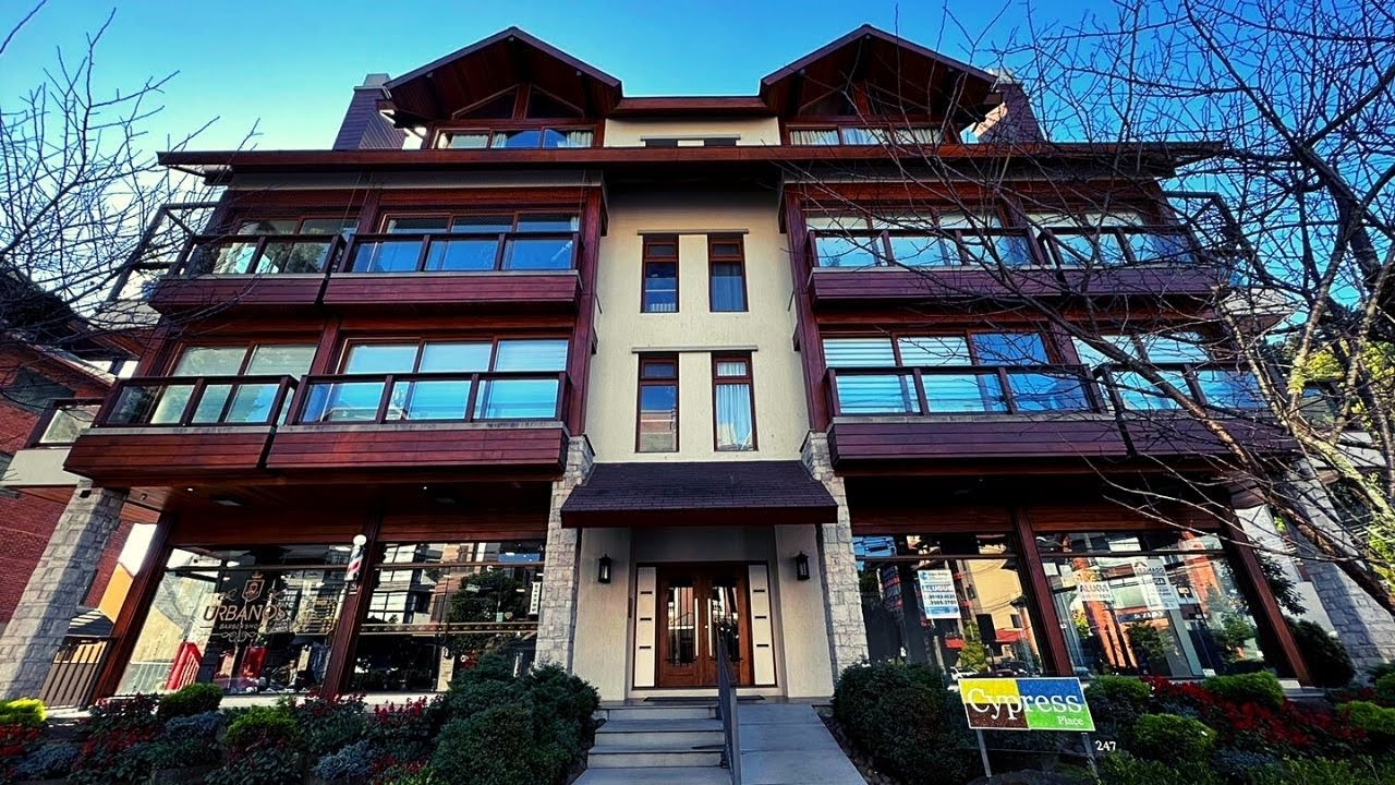 APARTAMENTO DE LUXO DECORADO JUNTO A RUA COBERTA DE GRAMADO RS