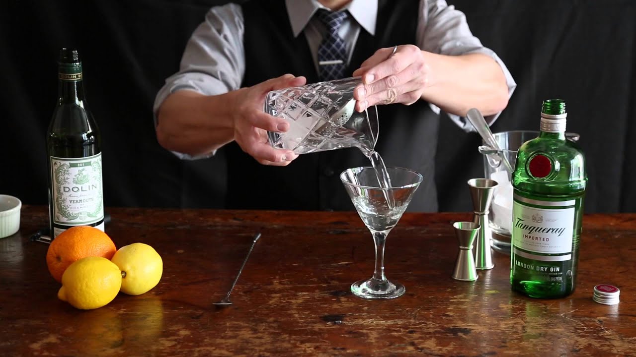 How to Make a Gin Martini