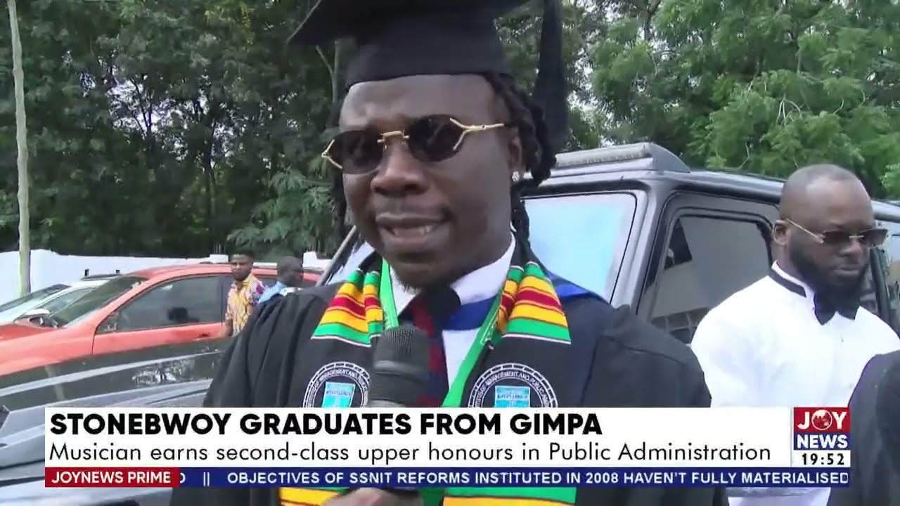 Stonebwoy graduates from GIMPA with second-class upper honours in Public Administration