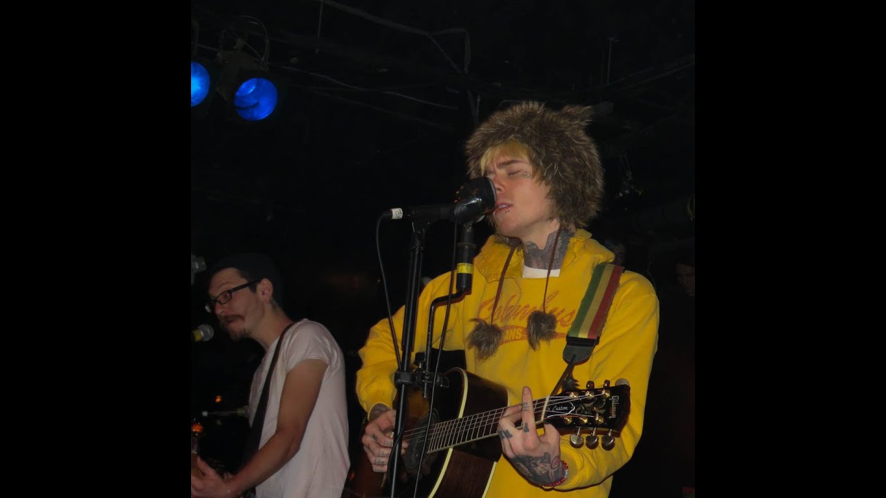 Never Shout Never- Coffee & Cigarettes (Live in Boston)