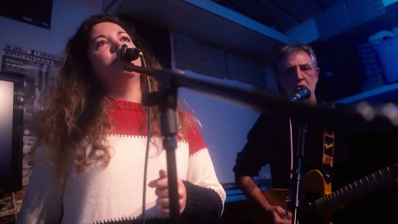 Lucy Wiht Diamonds PROUD MARY 24102022