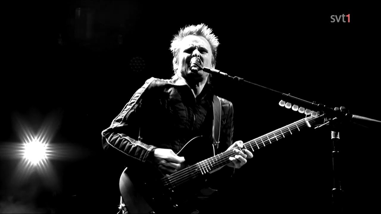 Muse - Psycho (Live Bråvalla 2015)