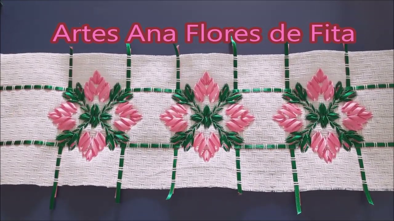 Flor com folhas em vagonite de fita de cetim modelo 153