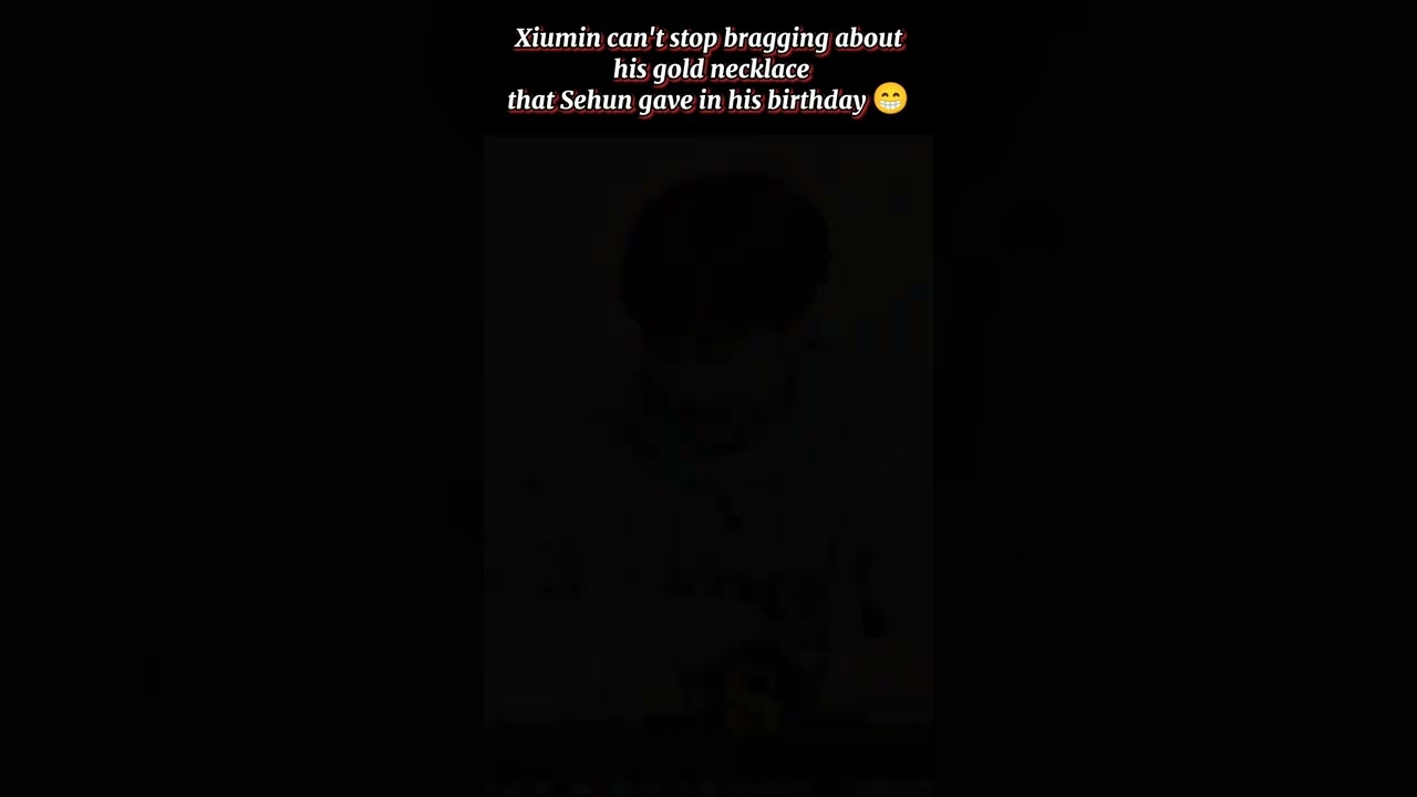 Xiumin flexing his gold necklace that Sehun gave him 😁😁❤️ #xiumin #sehun #exo #exol #brandnew