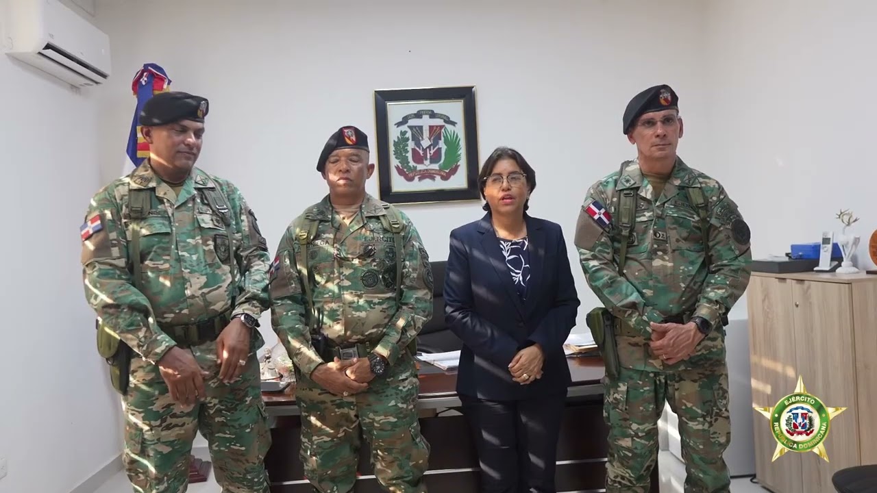 Comandante del Ejército recorre cuatro provincias de la zona fronteriza