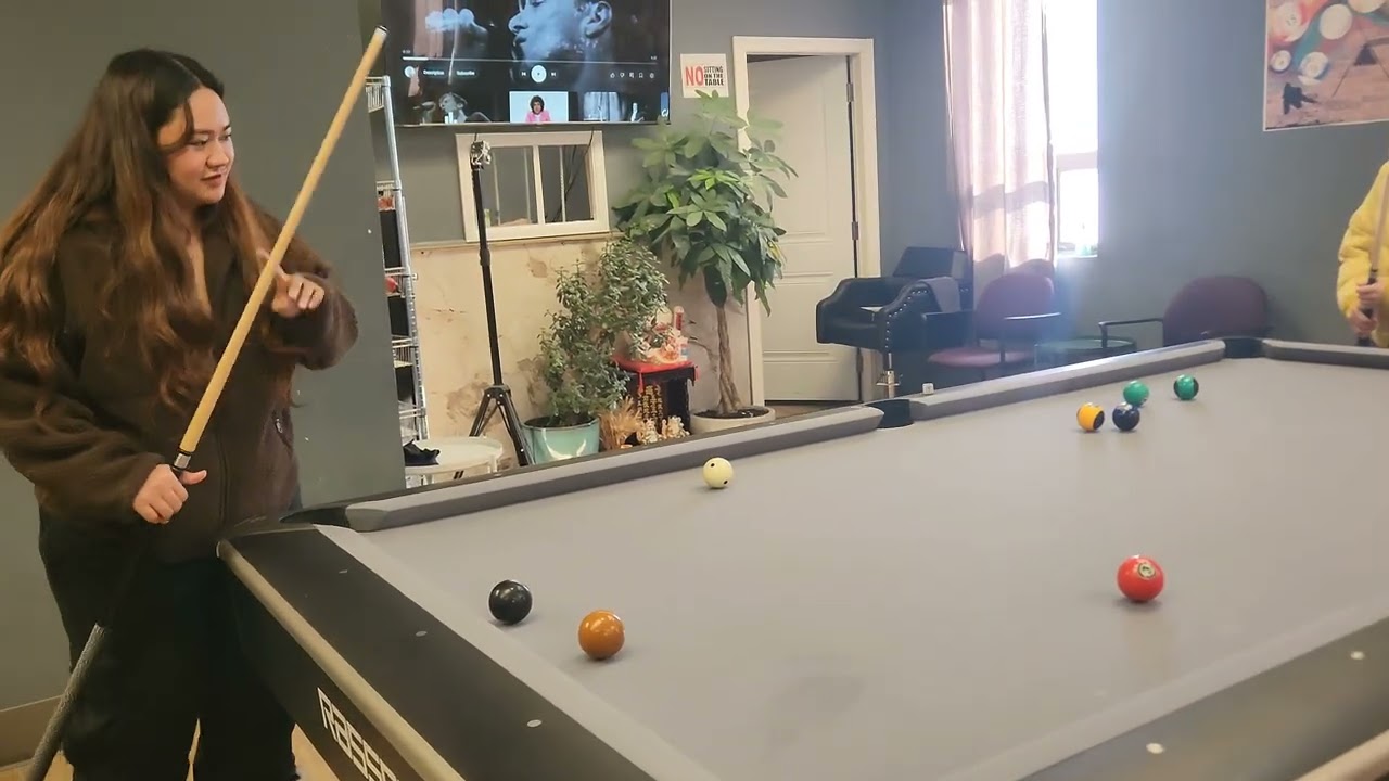 MULTIBOYZ AT THE TABLE..MAY MUSE PA!!!