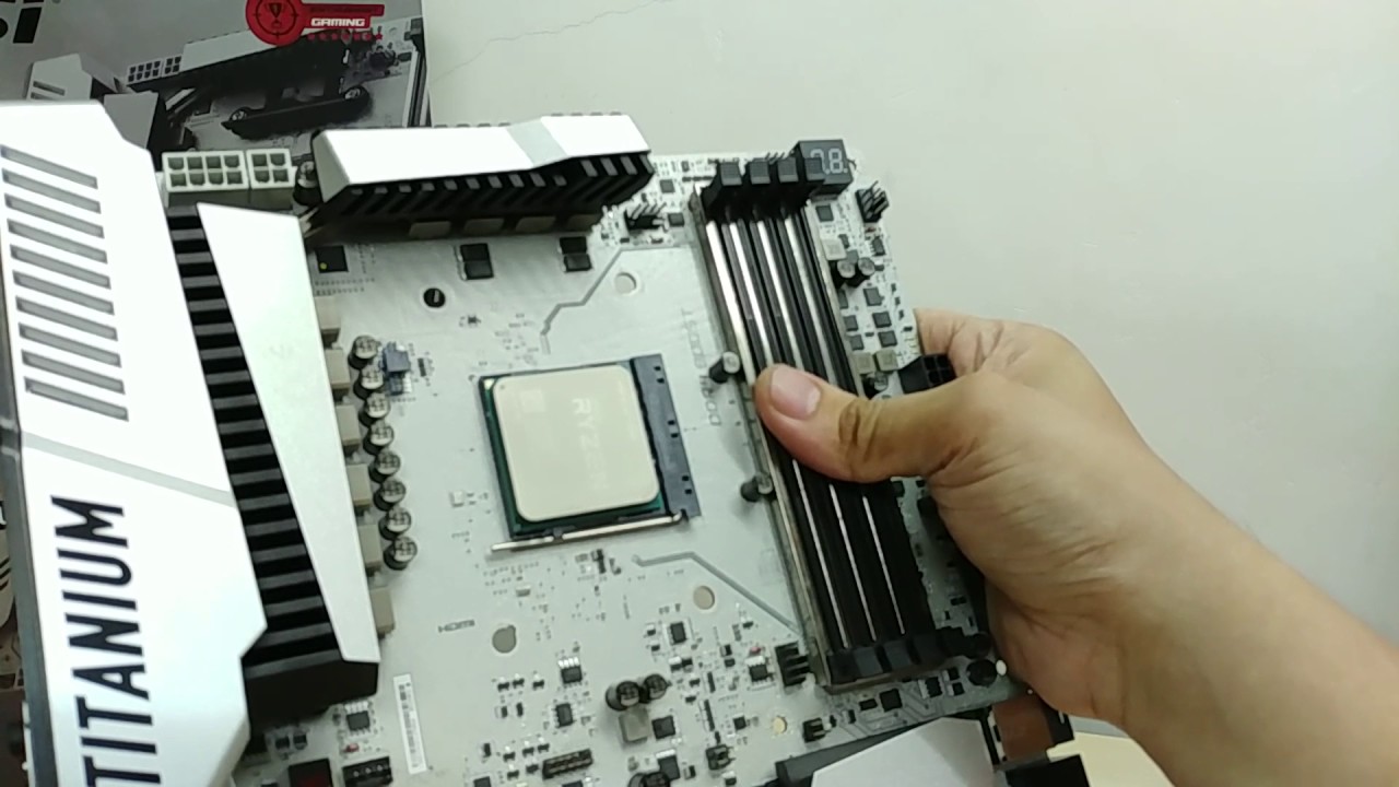 MSI X370 XPOWER Gaming Titanium AM4 Motherboard Unboxing and Overview