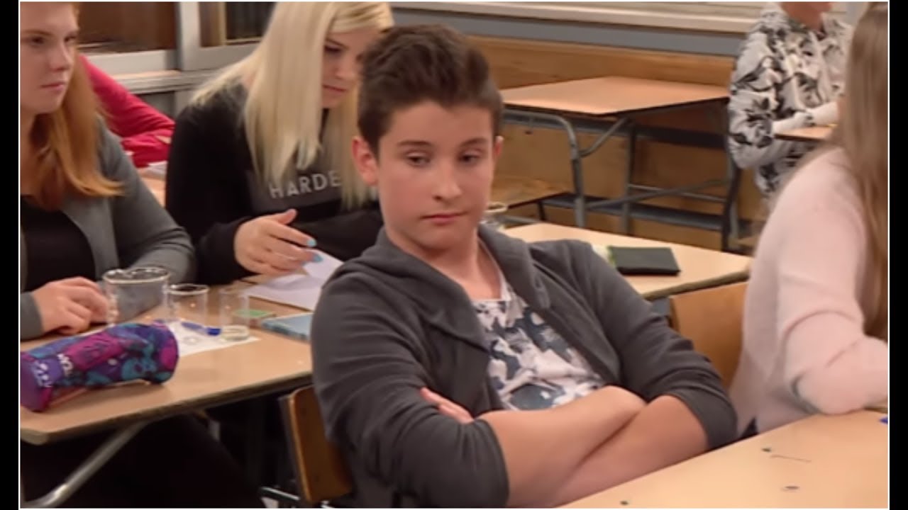 Nowy uczeń uważał się za lepszego od innych [Szkoła odc. 351]