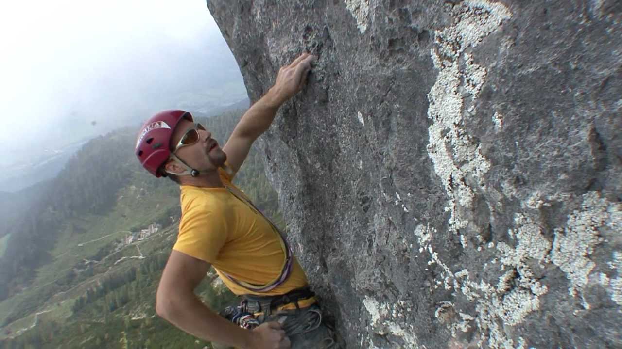 Plaisir an der Kaserwand