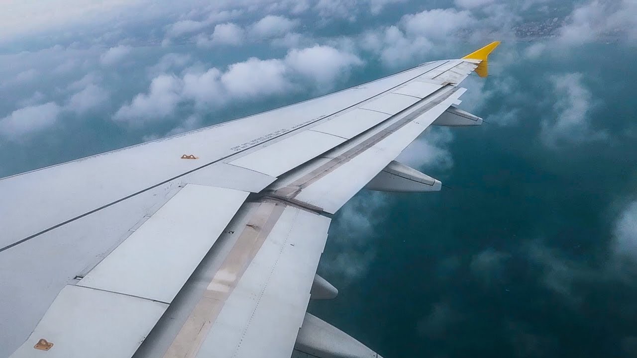 Vueling Airbus A320 TAKEOFF from Rome Fiumicino Airport (FCO)