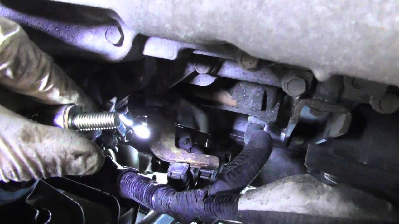 T2EP3 Honda Civic Type R K20 Part 5 : Clutch Bleeding