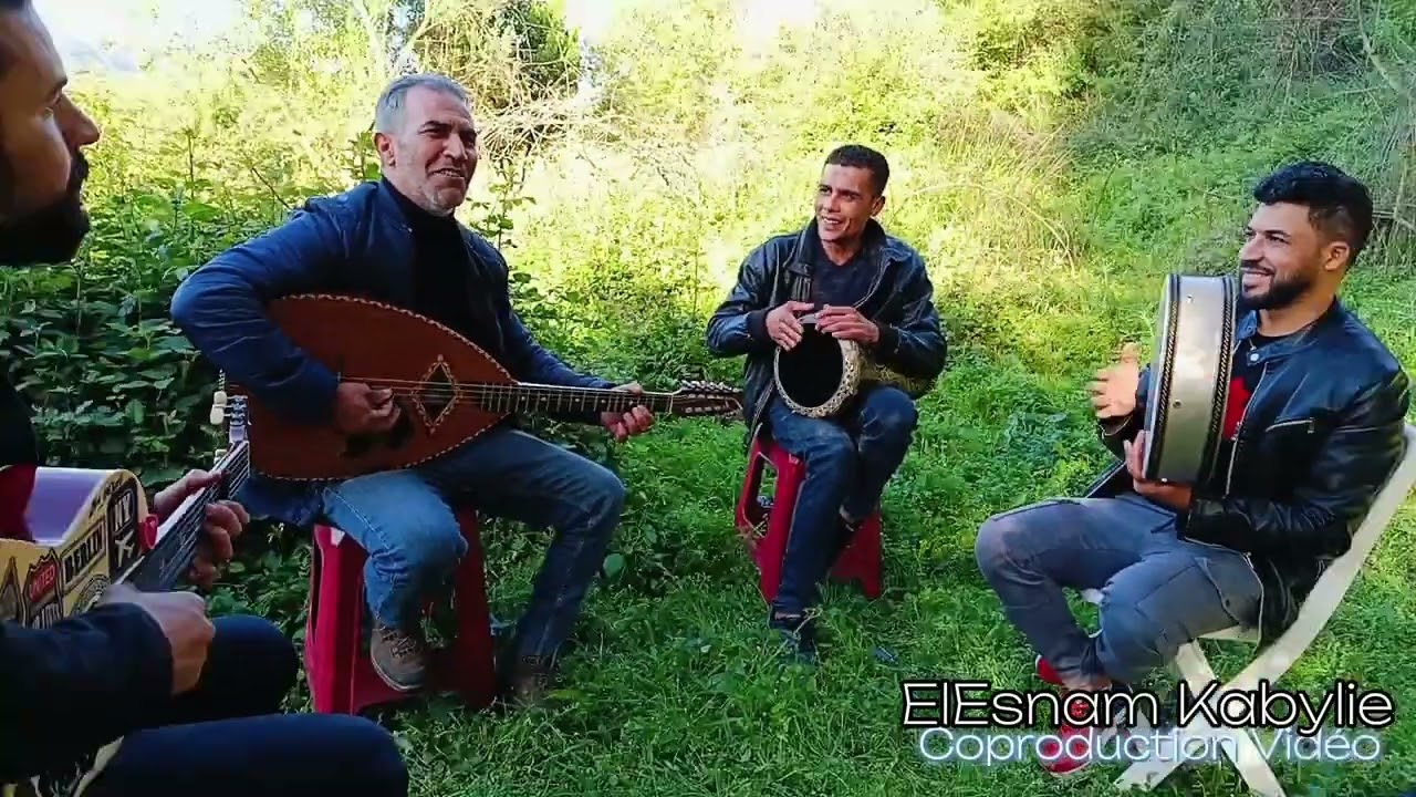 Soirées musicales de Kabylie. N 95  Youcef Benyahia chante Hamidouche