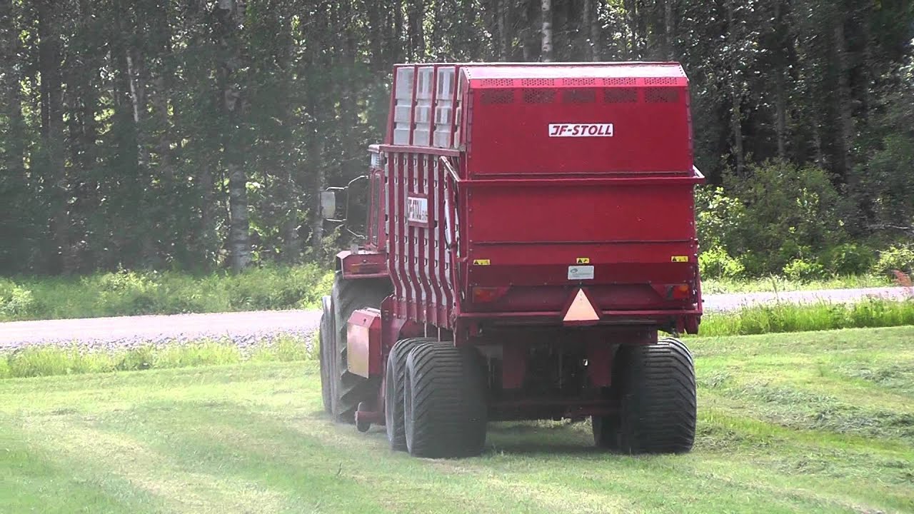 Volvo Bm 2654 With A JF ES 4200 Loading