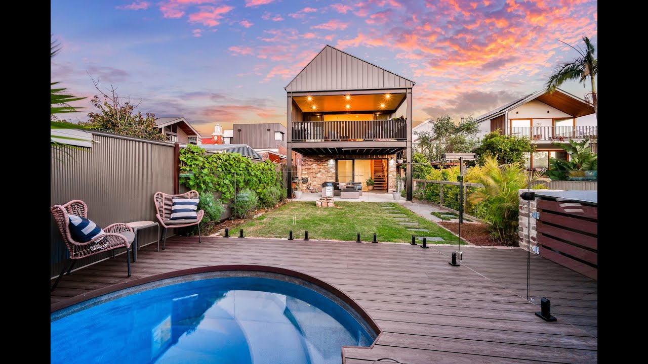 Only at LaneCampos | 10 Park Rd Tighes Hill