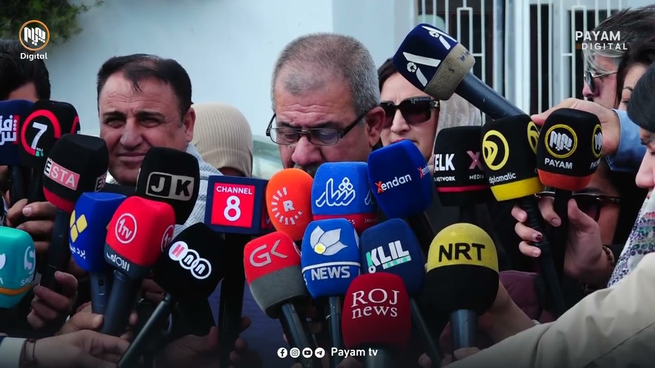 بەهۆى پڕنەکردنەوەى هەژمارى منەوە مووچەکەى ڕاگیراوە