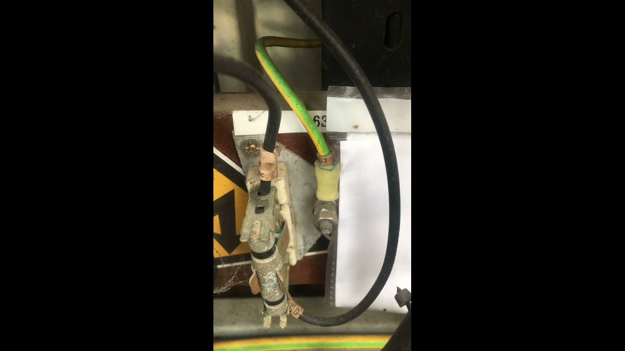 Digital and analogue track systems