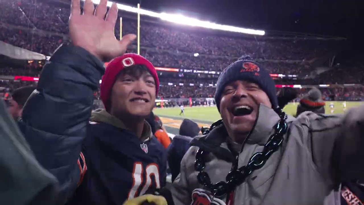 Soldier Field Erupts - Brandon McManus Misses 44 YD Field Goal - Chicago Bears vs Green Bay Packers
