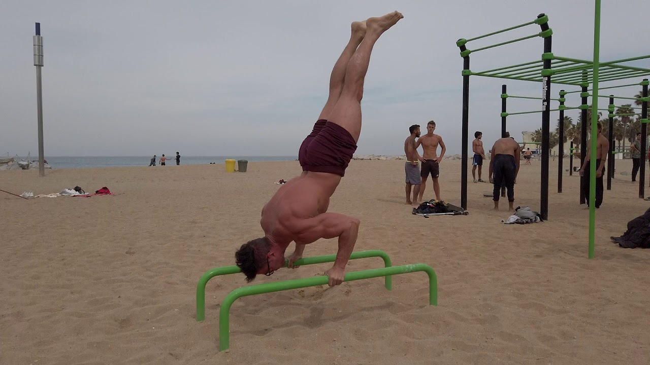 ALLENAMENTO CALISTHENICS, Ep. 1: La spiaggia a Barcellona