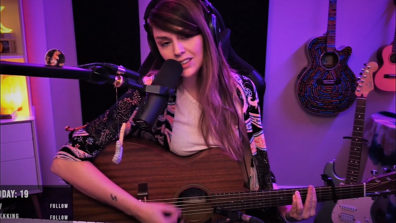 Champagne Supernova - Oasis (Live Acoustic Cover)