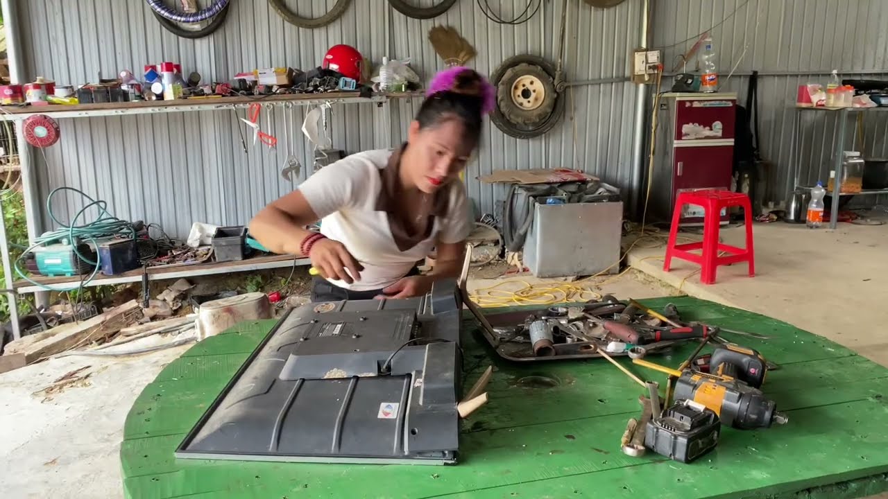 Today, I started going back to the workshop to continue the repair work.