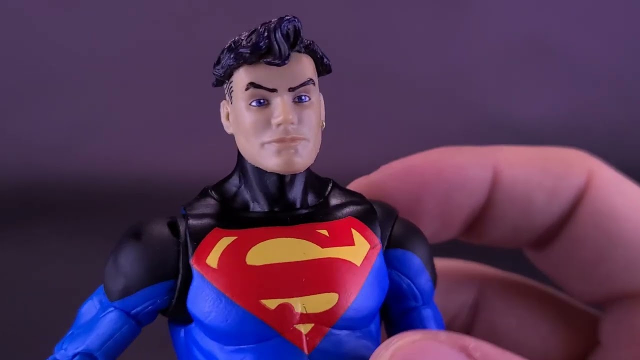 McFarlane Toys DC Direct Page Punchers The Return of Superman Superboy Review | @TheReviewSpot