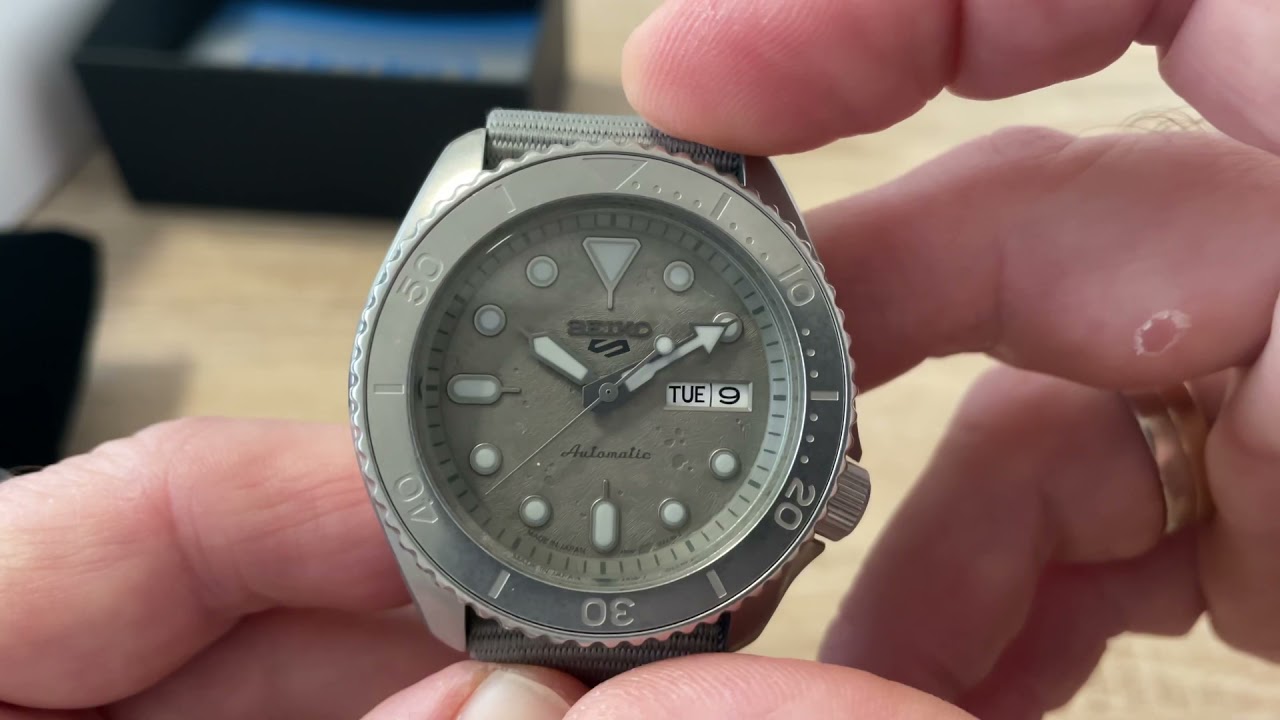 Seiko SRPG61 “cement “