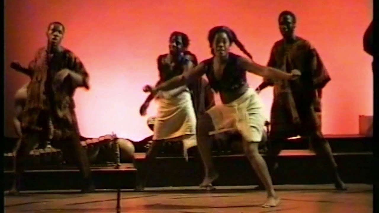 Adzido UK - Le Duo a religious dance of the Bambara speaking people of South Western Burkina Faso.
