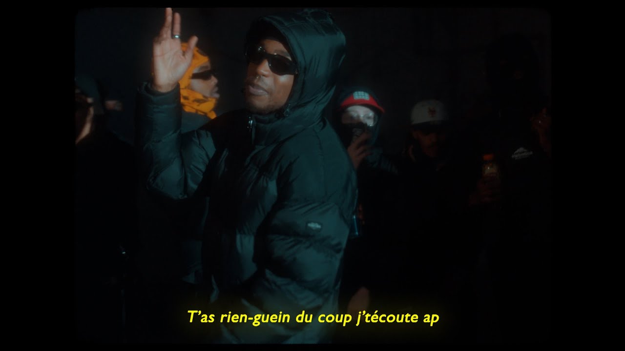 Captaine Roshi - MOMONOSUK&Eacute; (DRAGON 1)
