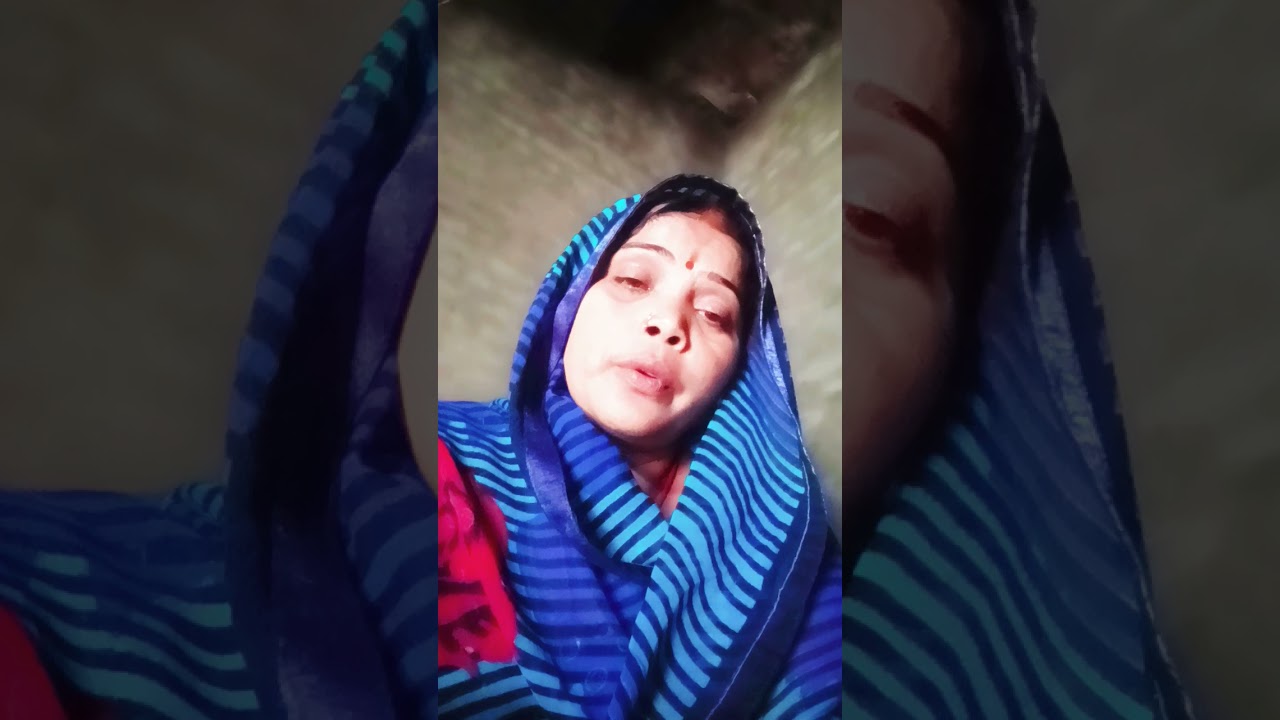 @ देवासी मिश्रा शॉर्ट वीडियो 😄😄😄😄 साधना मिश्रा अवधी गीत हमारी गली मेंचटाई बे प