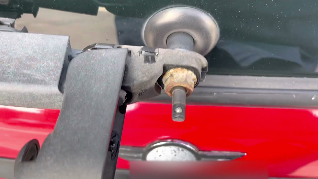 Mini Cooper rear wiper easy fix.