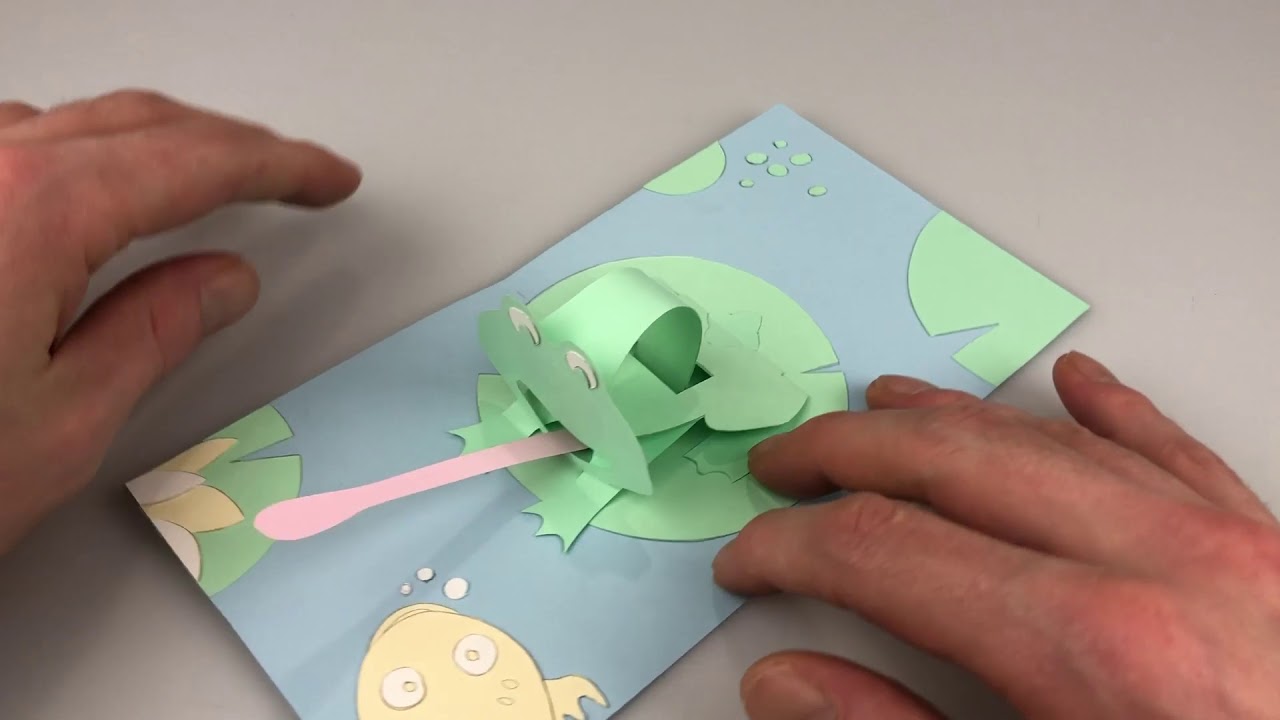 Curved flip frog V2 - Frog catching a fly pop-up card
