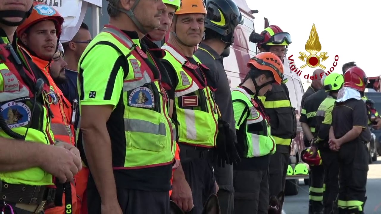Dal terremoto al crollo del ponte Morandi: ecco gli angeli del soccorso
