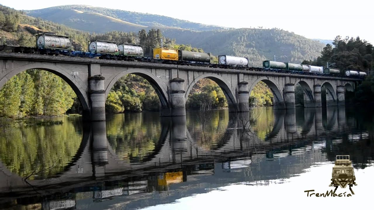 Trenes na Ponte de Rairos. Lugo