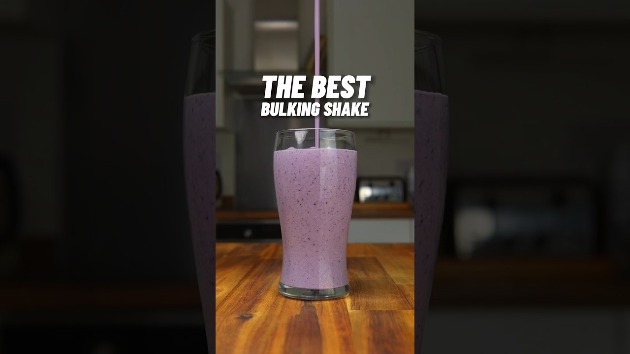 THE TASTIEST High Calorie Bulking Shake! 🔥🥤 OVER 900 Calories!