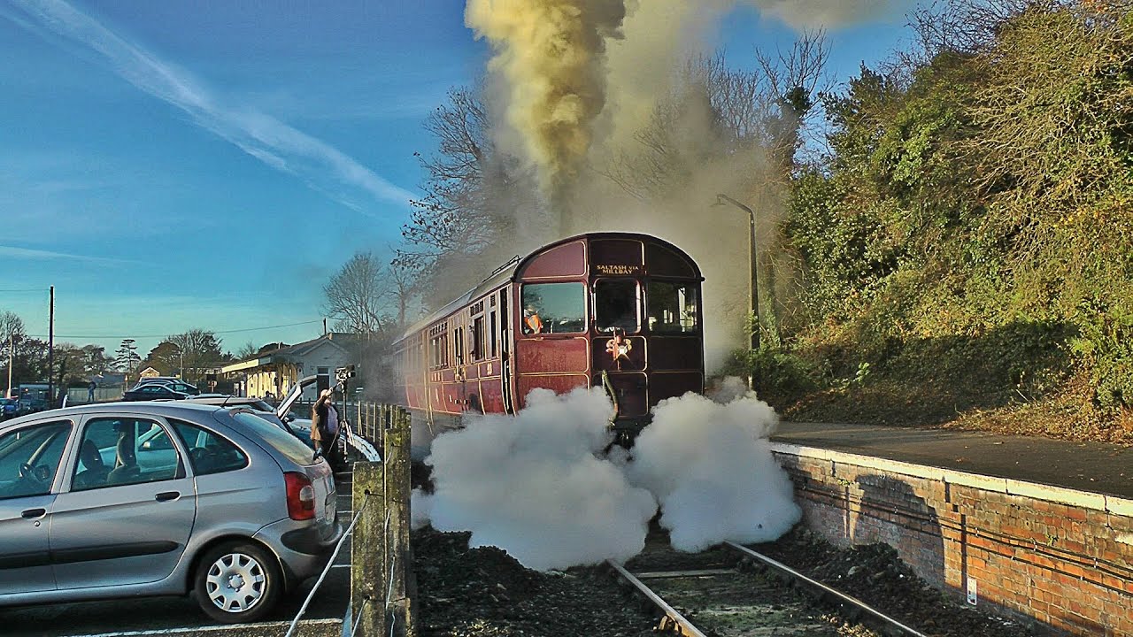 A Great Western Railmotor on the Looe Valley Line - 18/11/12