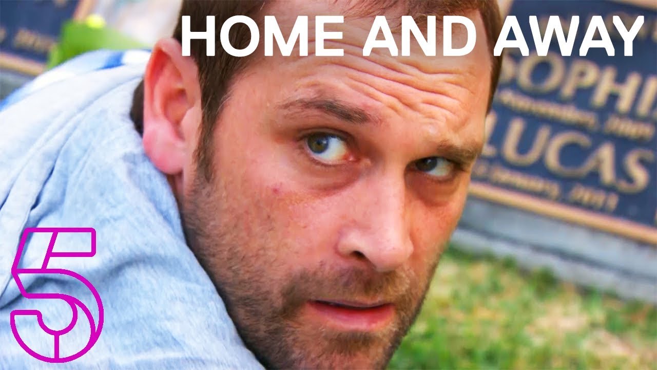 Home and Away | Robbo is Kidnapped | Channel 5