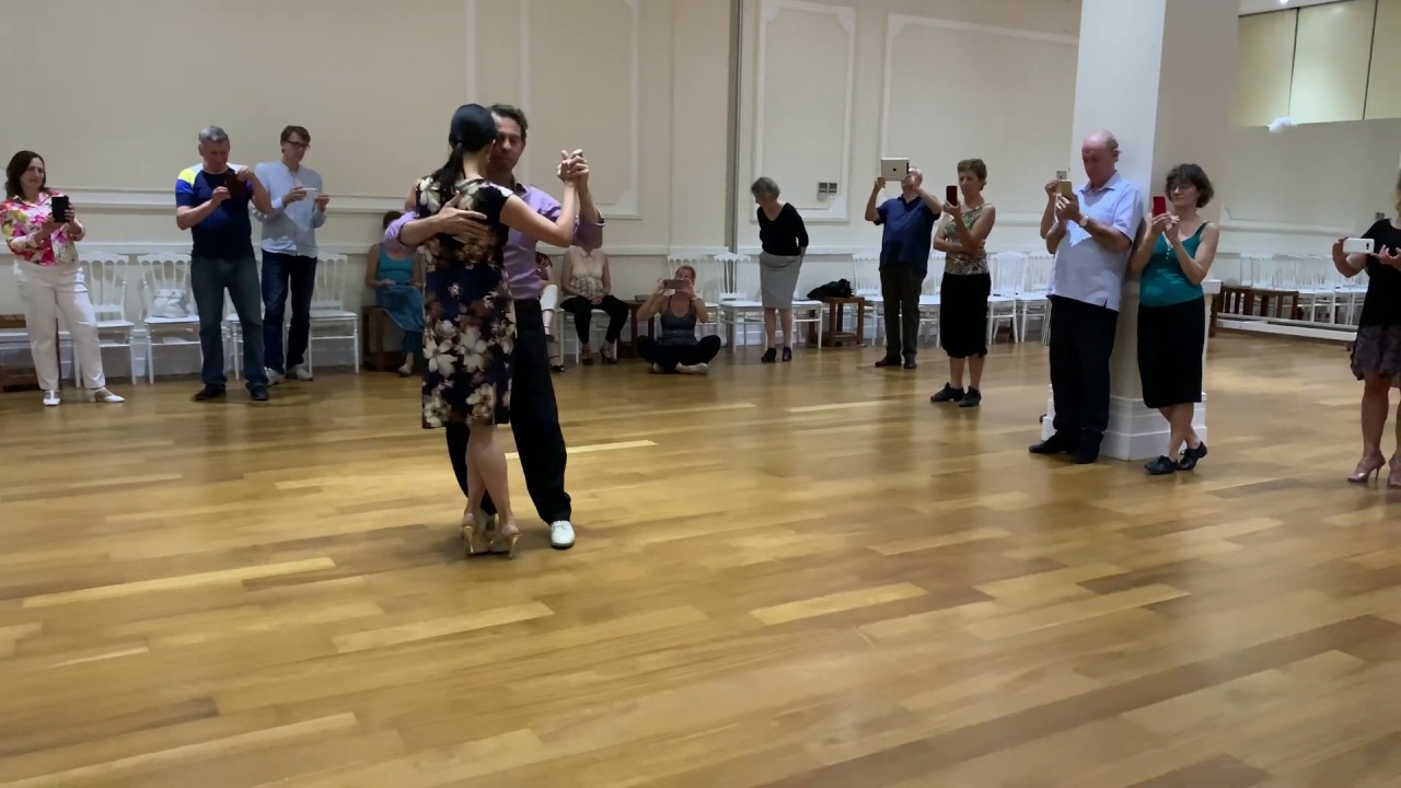 Back Ochos, Turns, Volcadas, Musicality, Adornos | michelle + joachim