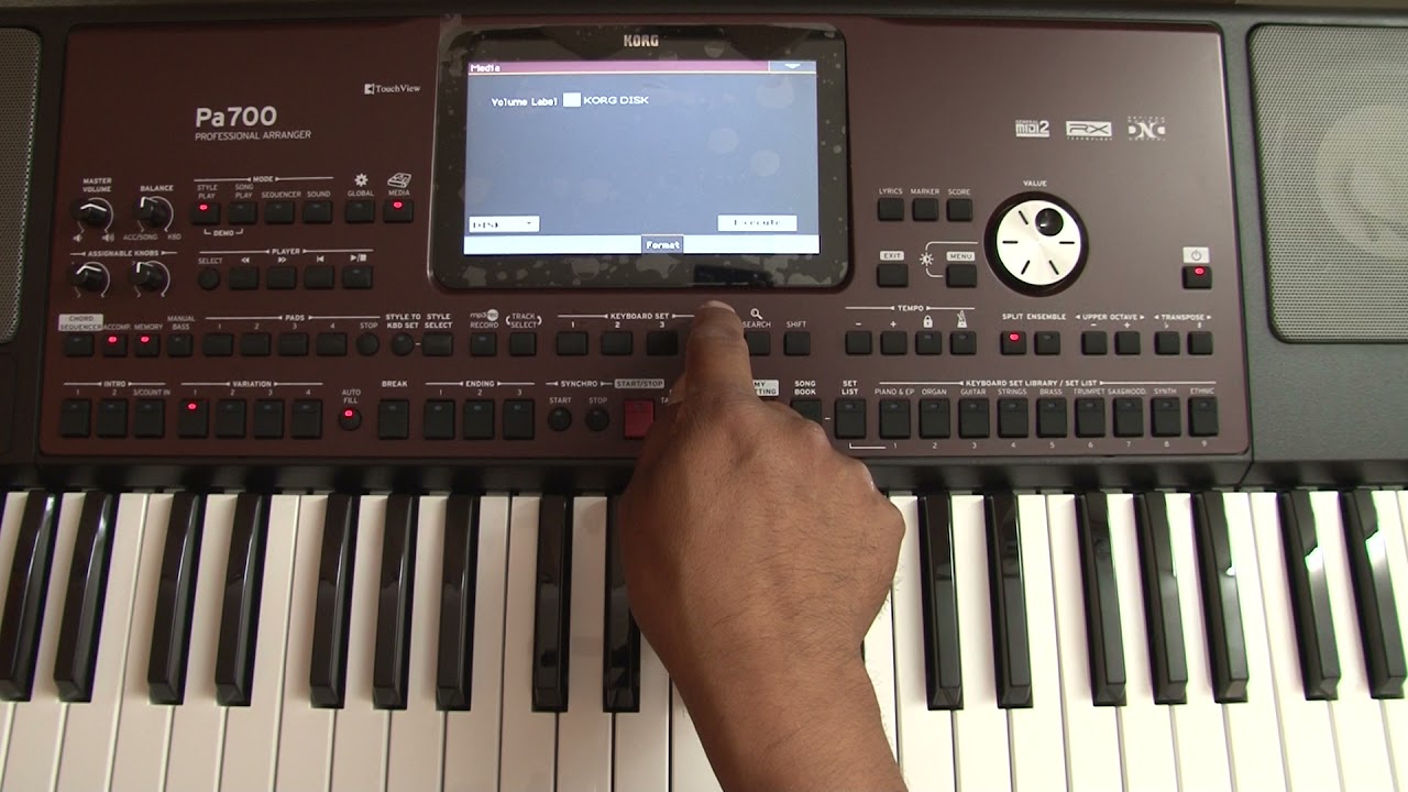 Korg pa700 como recetear o formatear de forma fabrica